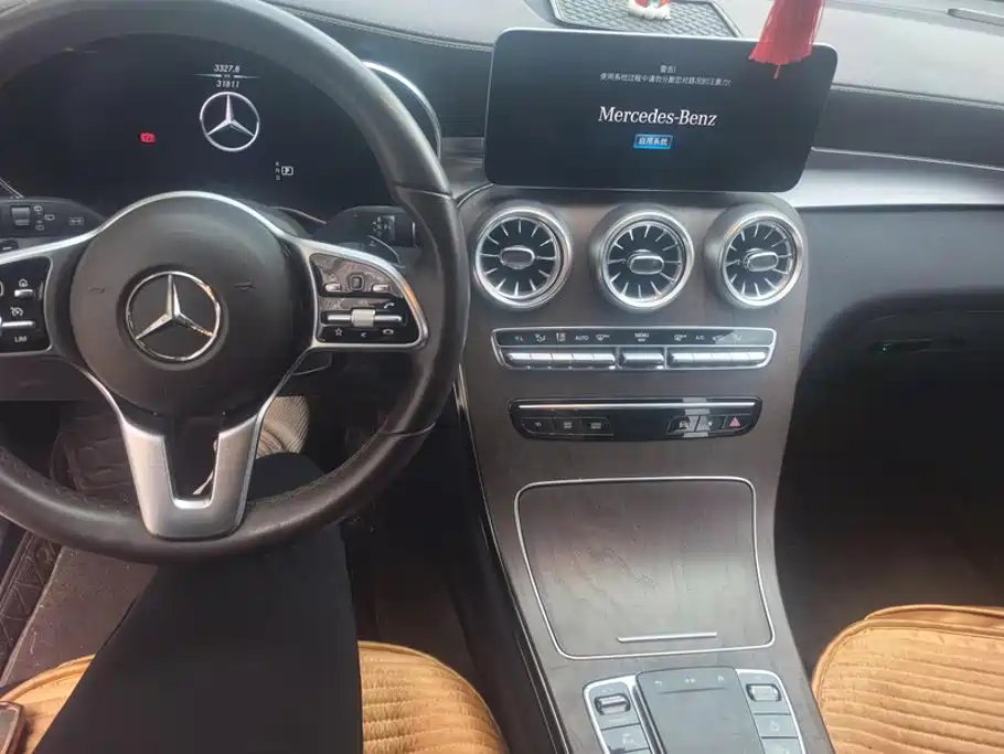 Mercedes-Benz GLC 2022 — фото 12
