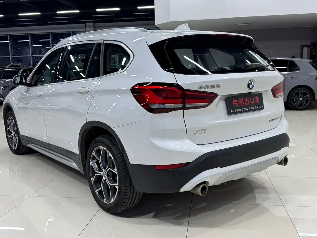 BMW X1 2022 — фото 4
