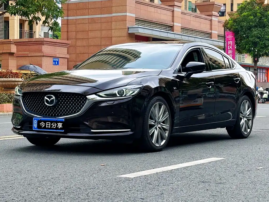 Mazda Atenza 2019 — фото 1