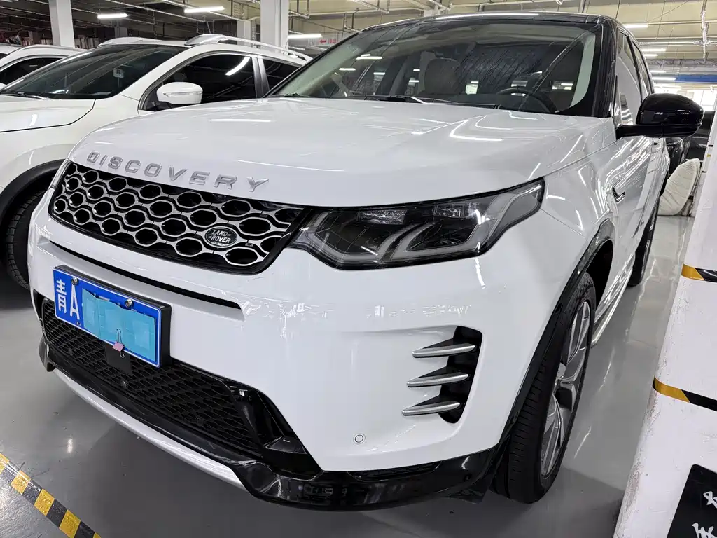 Land Rover Discovery Sport 2023 — фото 1