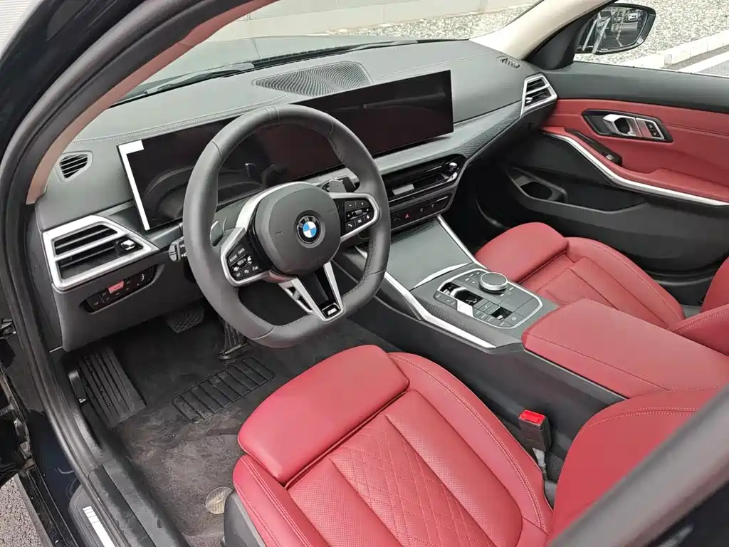 BMW 3 Series 2025 — фото 18
