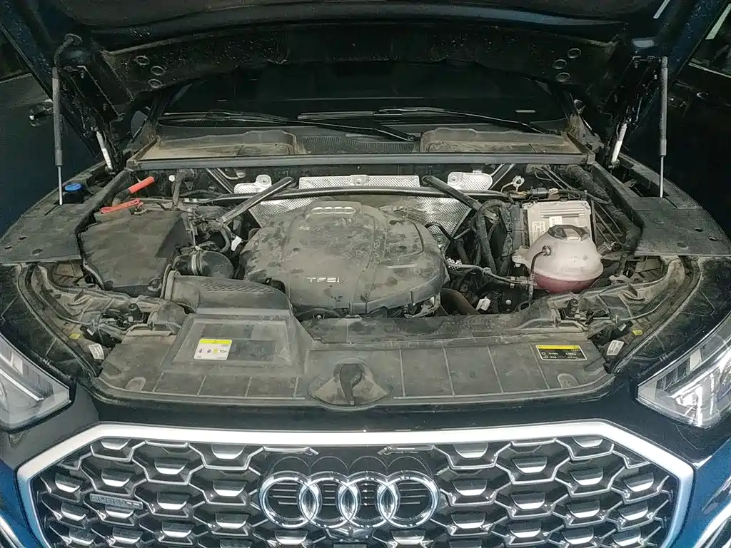 Audi Q5L Sportback 2022 — фото 20