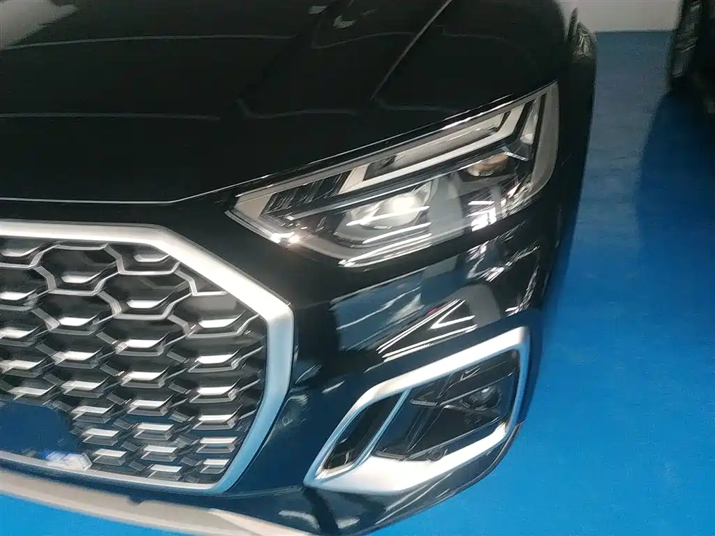 Audi Q5L Sportback 2022 — фото 24