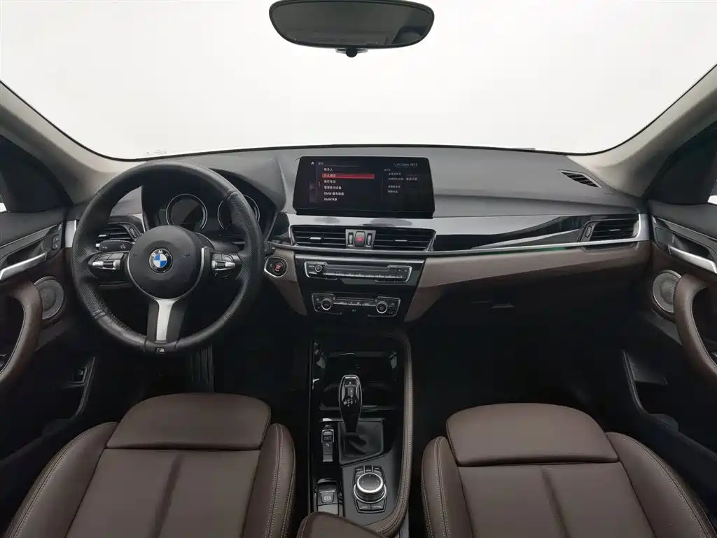 BMW X1 2021 — фото 5