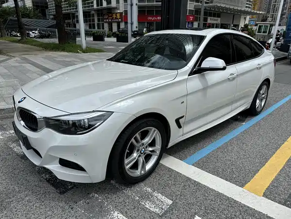 BMW 3 Series GT 2019