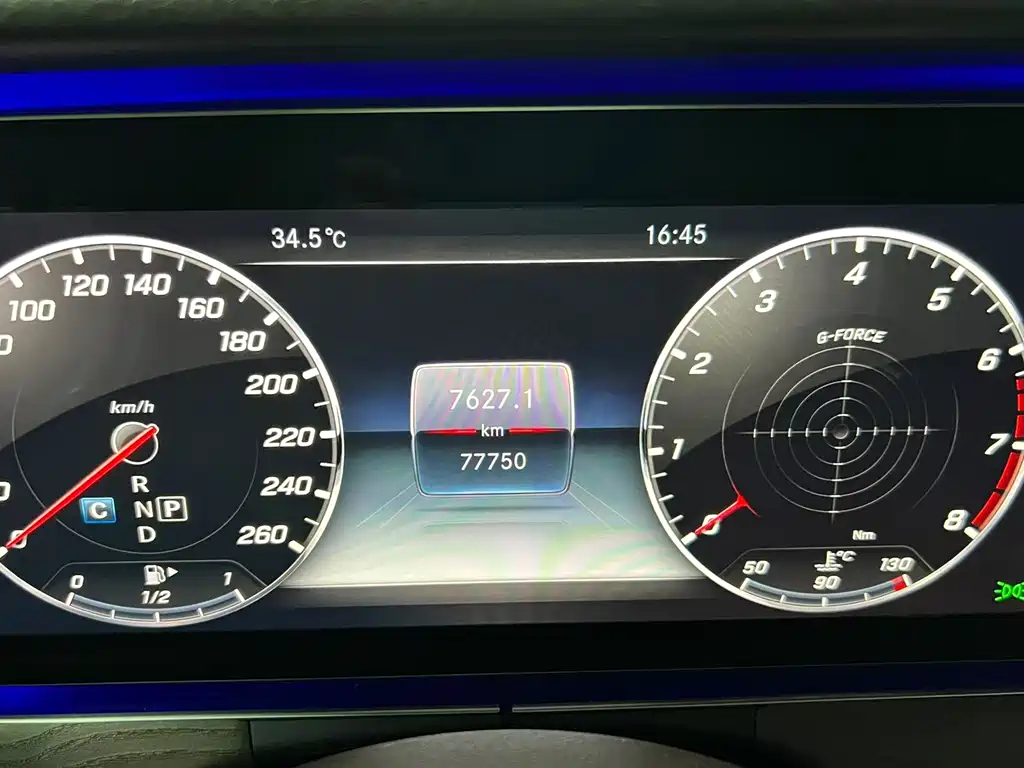 Mercedes-Benz E-Class 2020 — фото 17