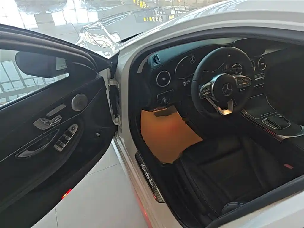 Mercedes-Benz C-Class 2021 — фото 16