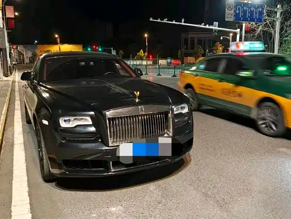 Rolls-Royce Ghost 2010