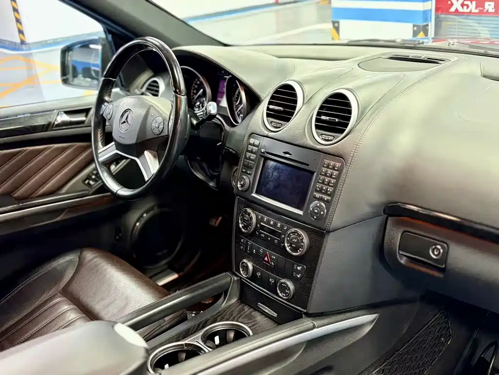 Mercedes-Benz GL-Class 2013 — фото 13