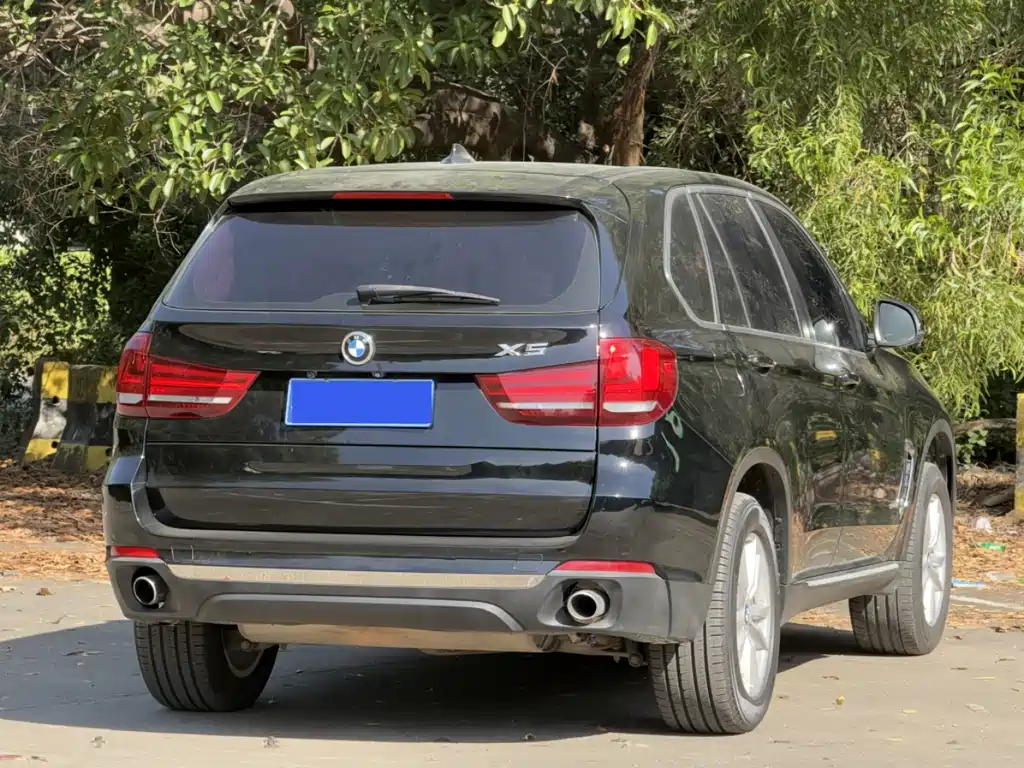 BMW X5 2018 — фото 16