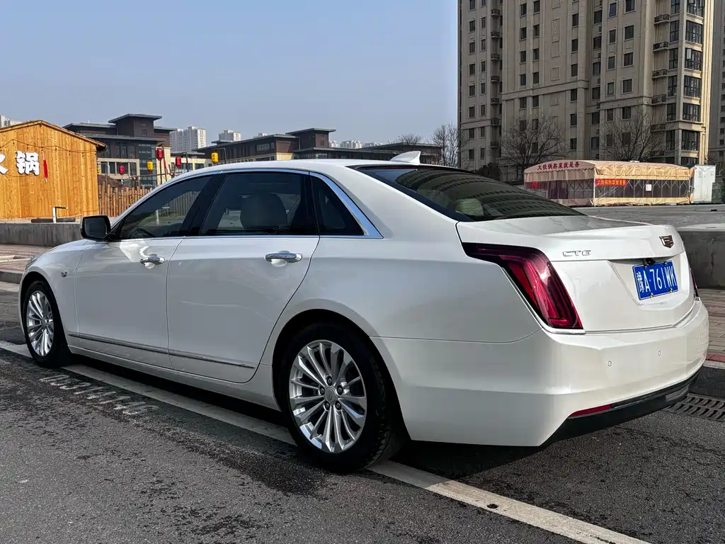 Cadillac CT6 2018 — фото 13