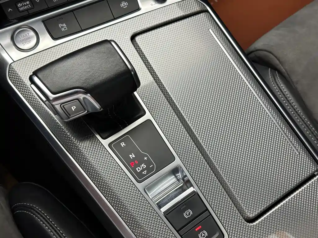 Audi A6L 2020 — фото 19