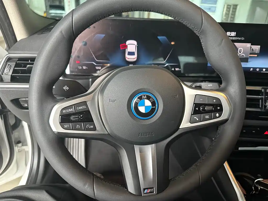 BMW i3 2024 — фото 4