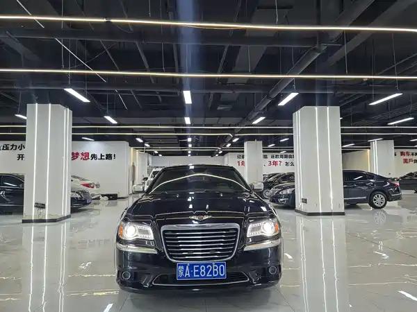 Chrysler 300C 2016