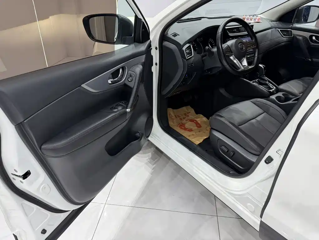 Nissan Qashqai 2023 — фото 7