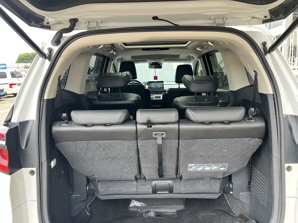 Honda Odyssey 2025 — фото 18