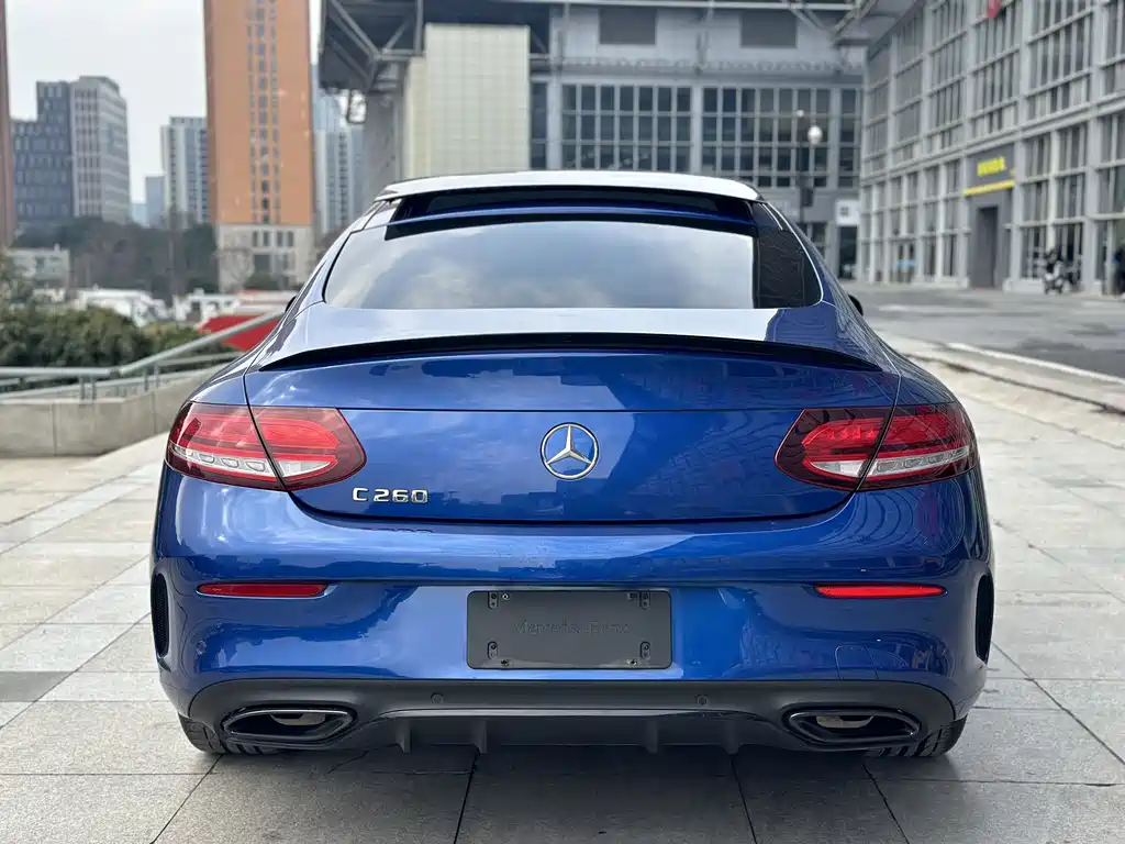 Mercedes-Benz C-Class 2023 — фото 12