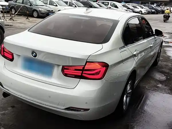 BMW 3 Series 2016