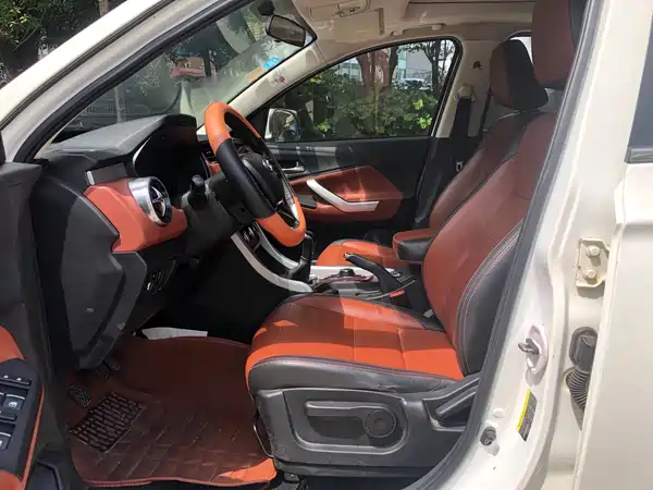 BAIC Huansu S3 2016