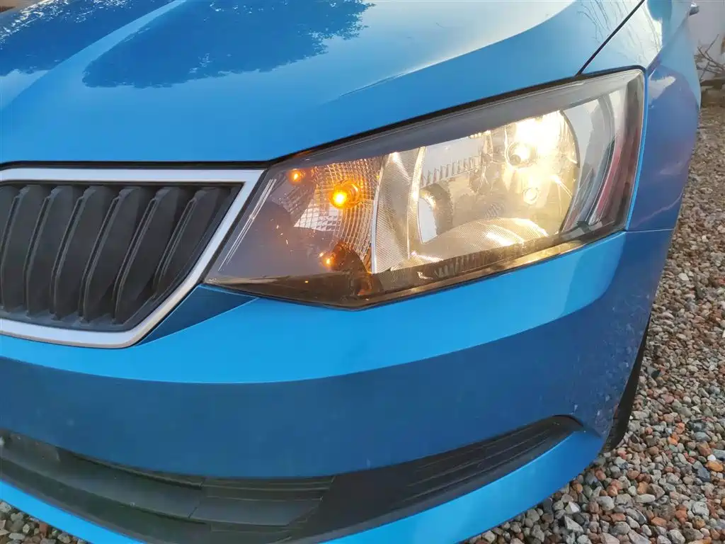 Skoda Fabia 2016 — фото 18