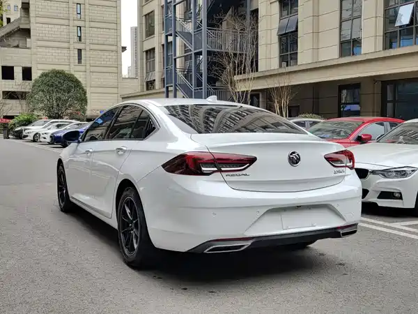 Buick Regal 2020