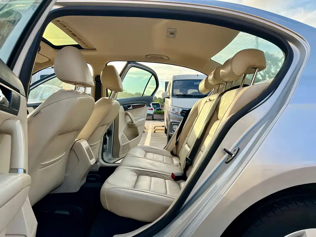 Volkswagen Lavida 2014