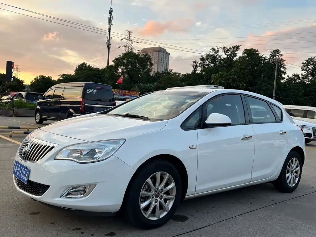 Buick Excelle 2014