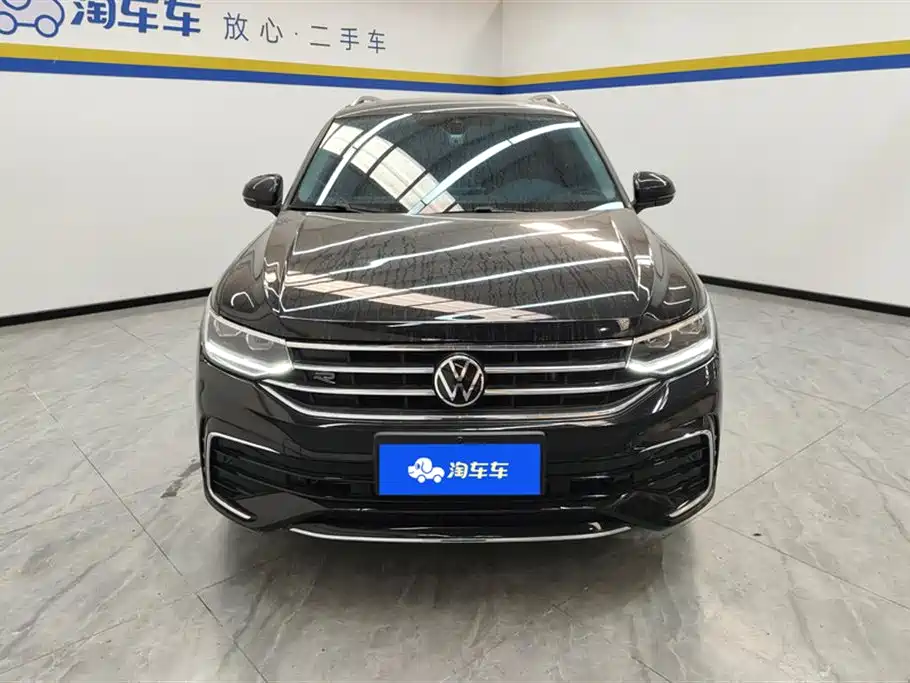 Volkswagen Tiguan L 2023 — фото 2