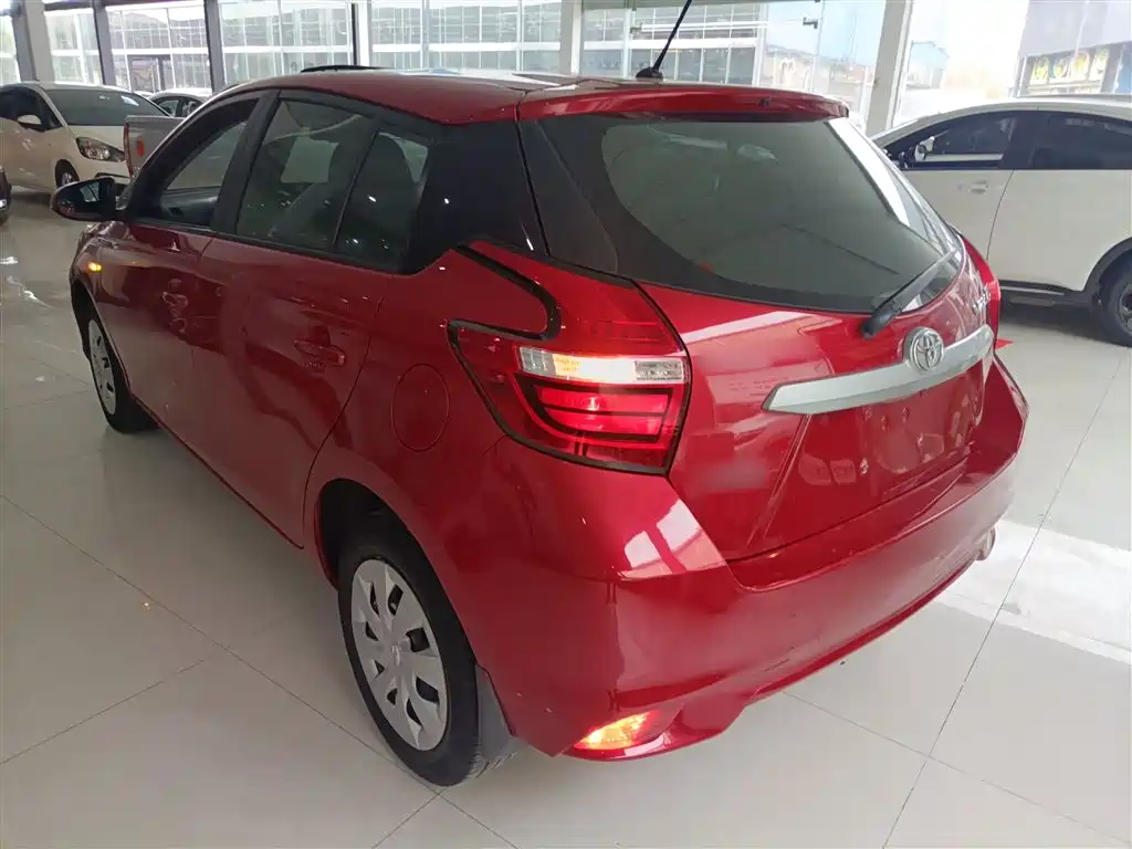 Toyota Vios FS 2017 — фото 23