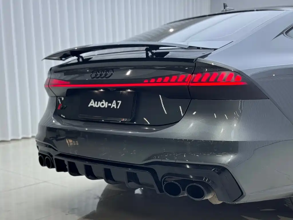 Audi A7 2023 — фото 16