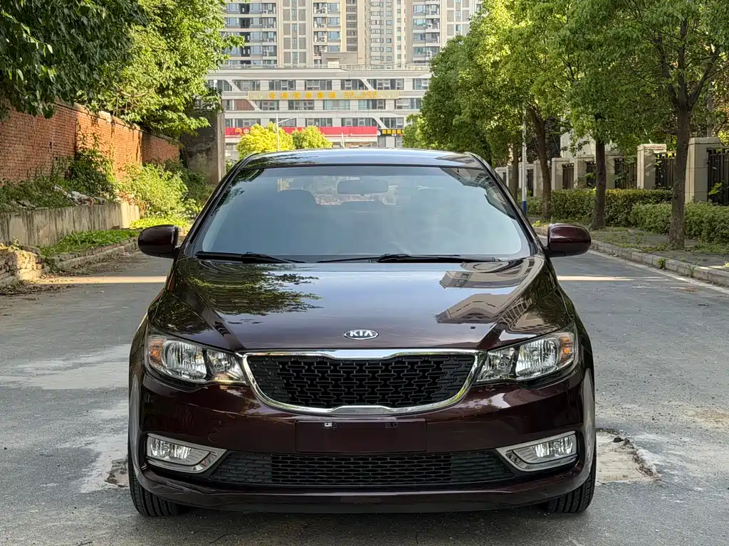 Kia Forte 2014 — фото 2