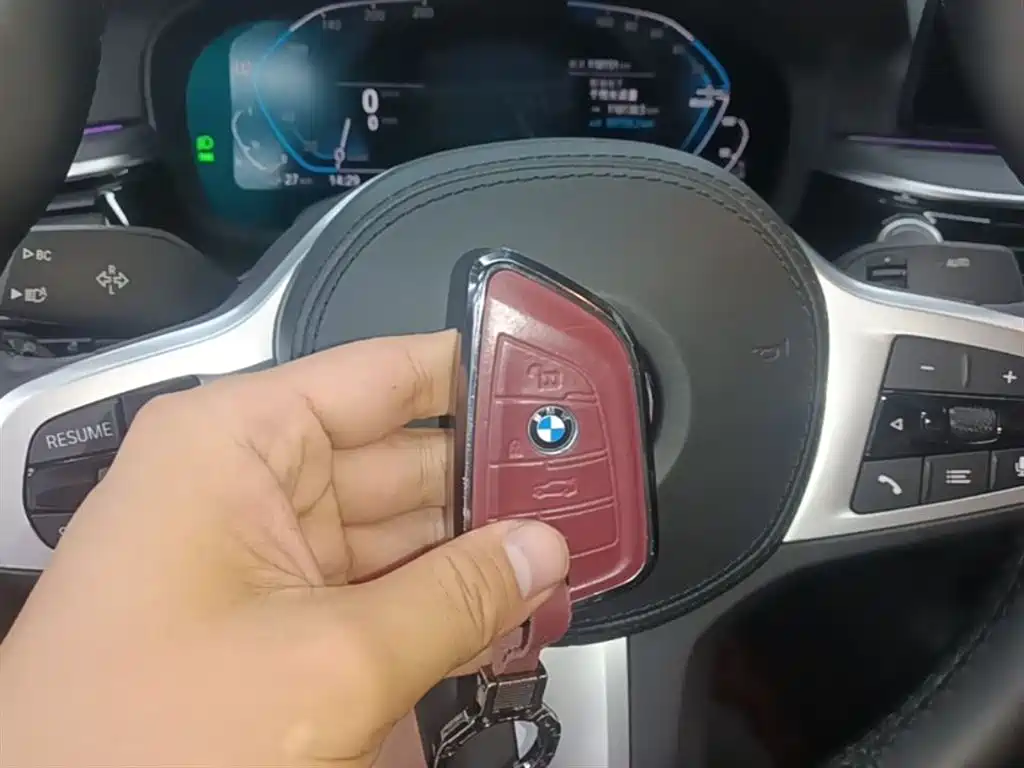 BMW 5 Series New Energy 2021 — фото 9