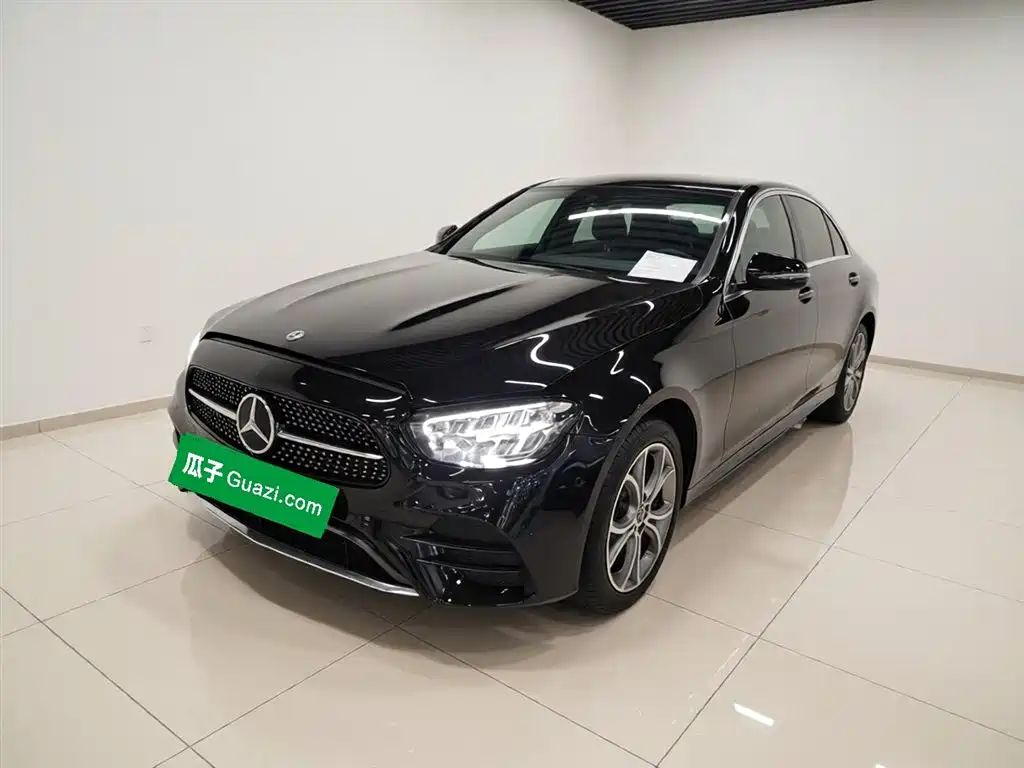 Mercedes-Benz E-Class 2023 — фото 1