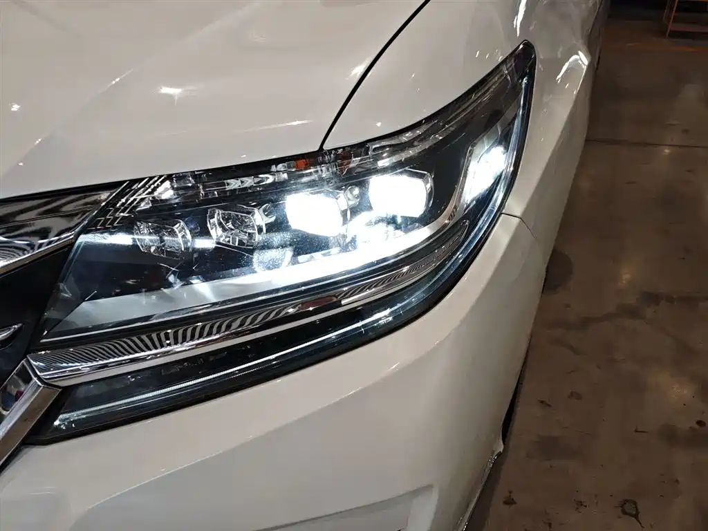 Honda Elysion 2018 — фото 16