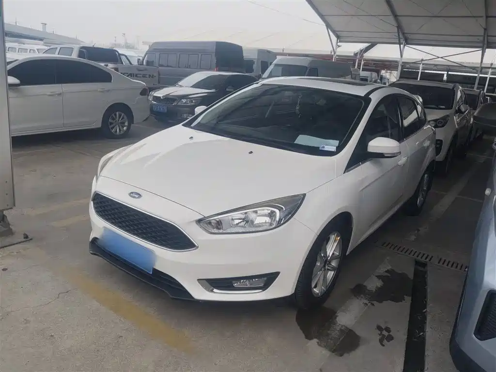 Ford Focus 2016 — фото 1