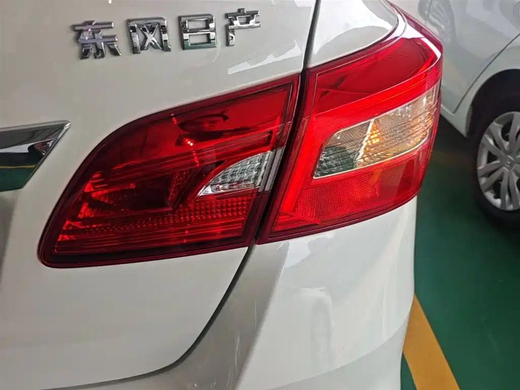 Nissan Sylphy 2023 — фото 8