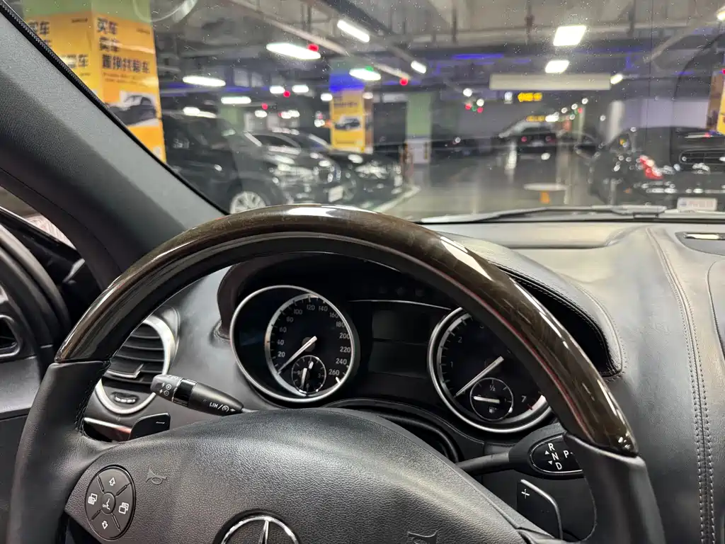 Mercedes-Benz GL-Class 2013 — фото 40