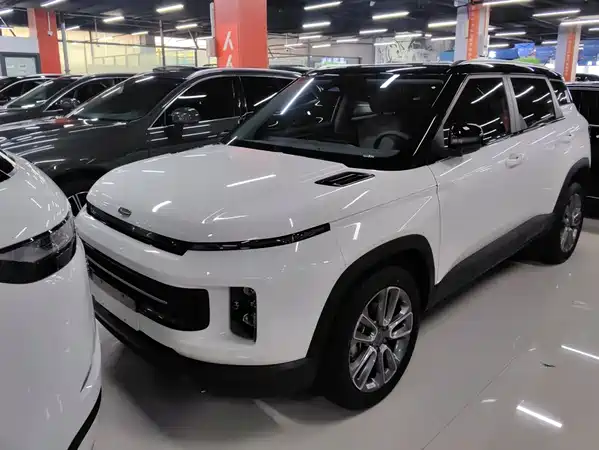 Geely ICON 2025