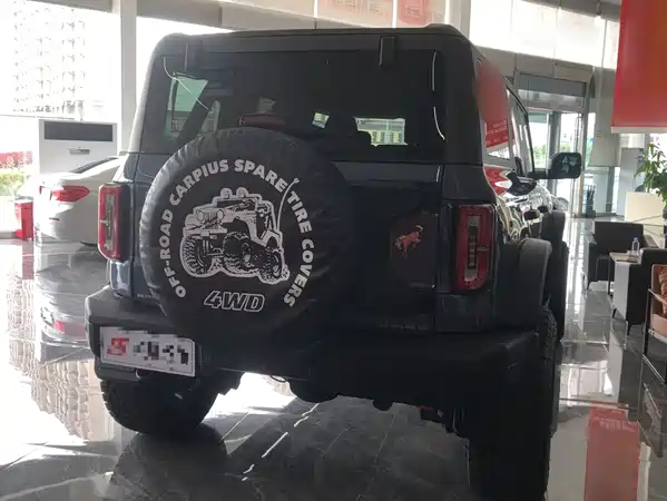 Ford Bronco 2024