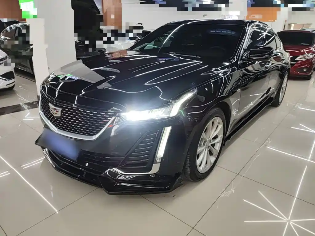Cadillac CT5 2022 — фото 1
