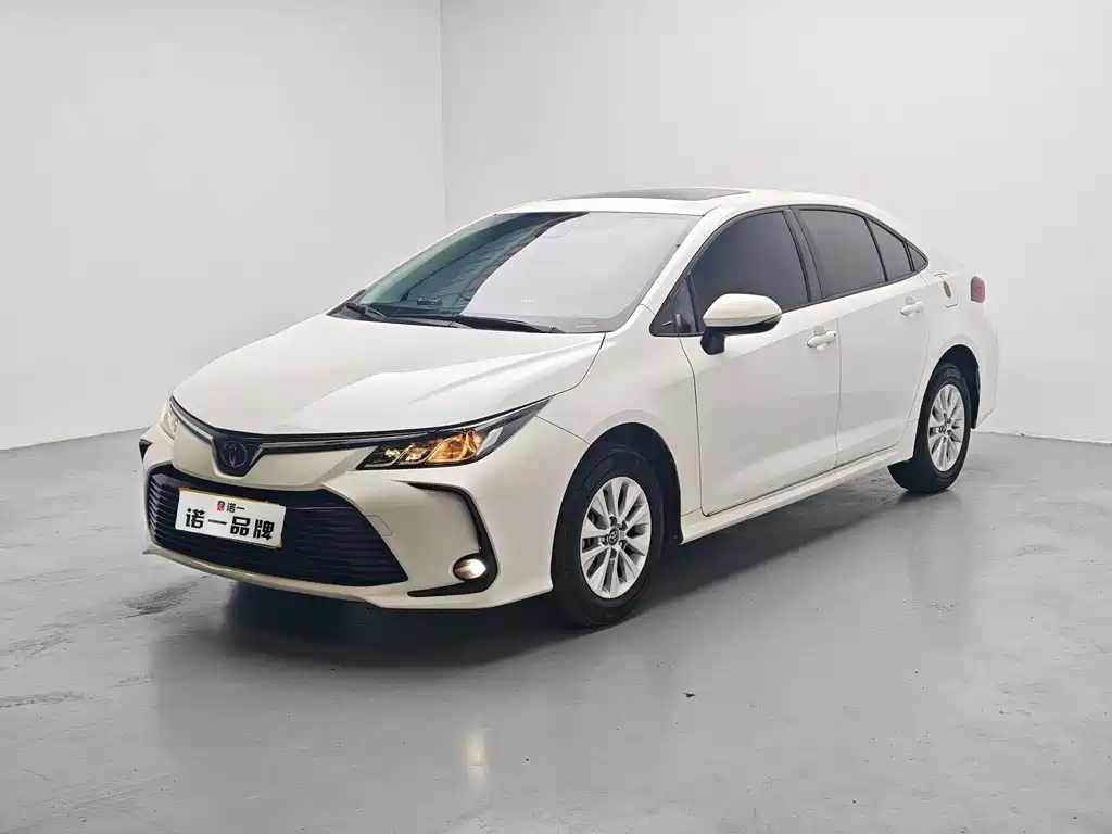 Toyota Corolla 2020 — фото 1