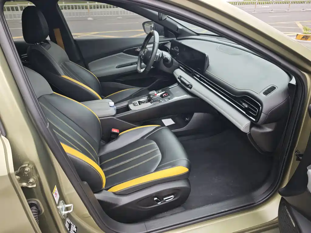 GAC Motor Shadow Leopard 2021 — фото 10
