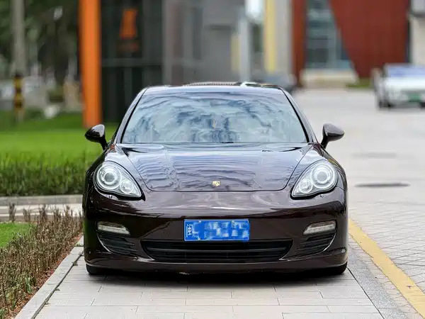 Porsche Panamera 2013
