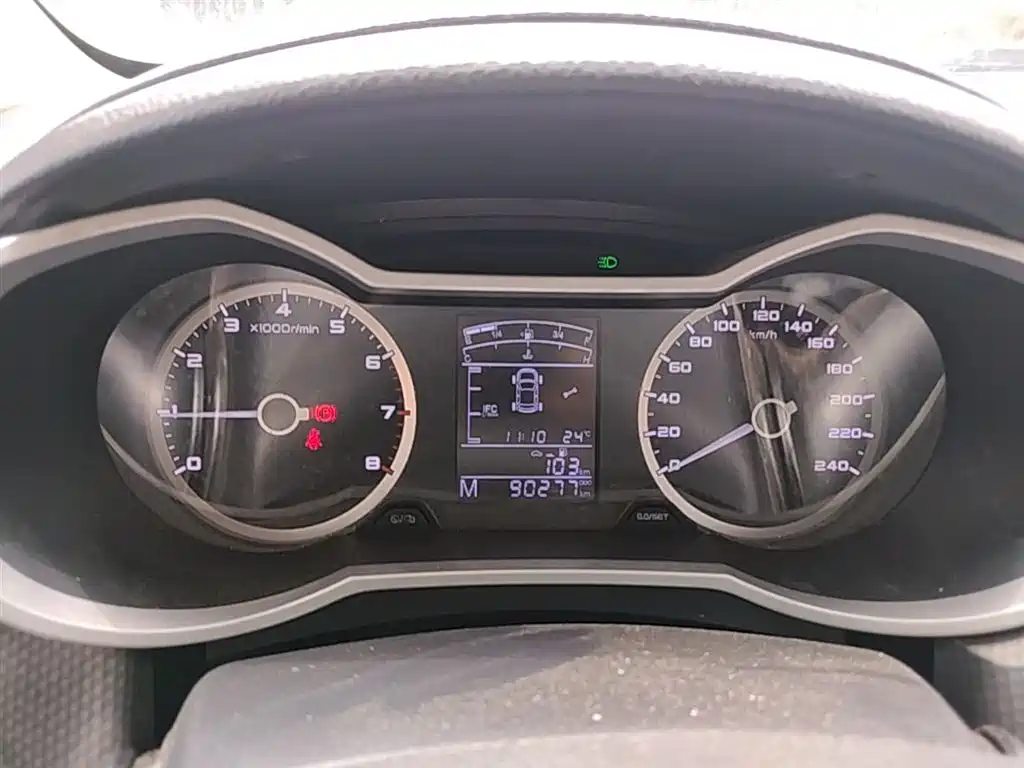 Geely Emgrand GS 2016 — фото 12