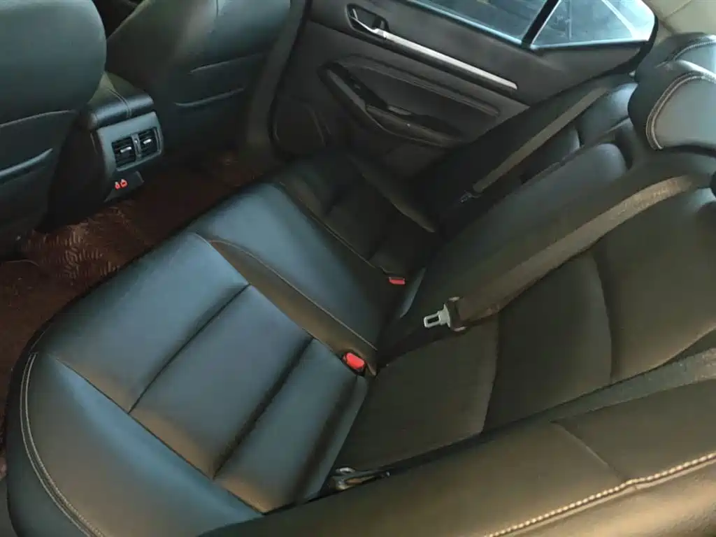 Nissan Teana 2022 — фото 17