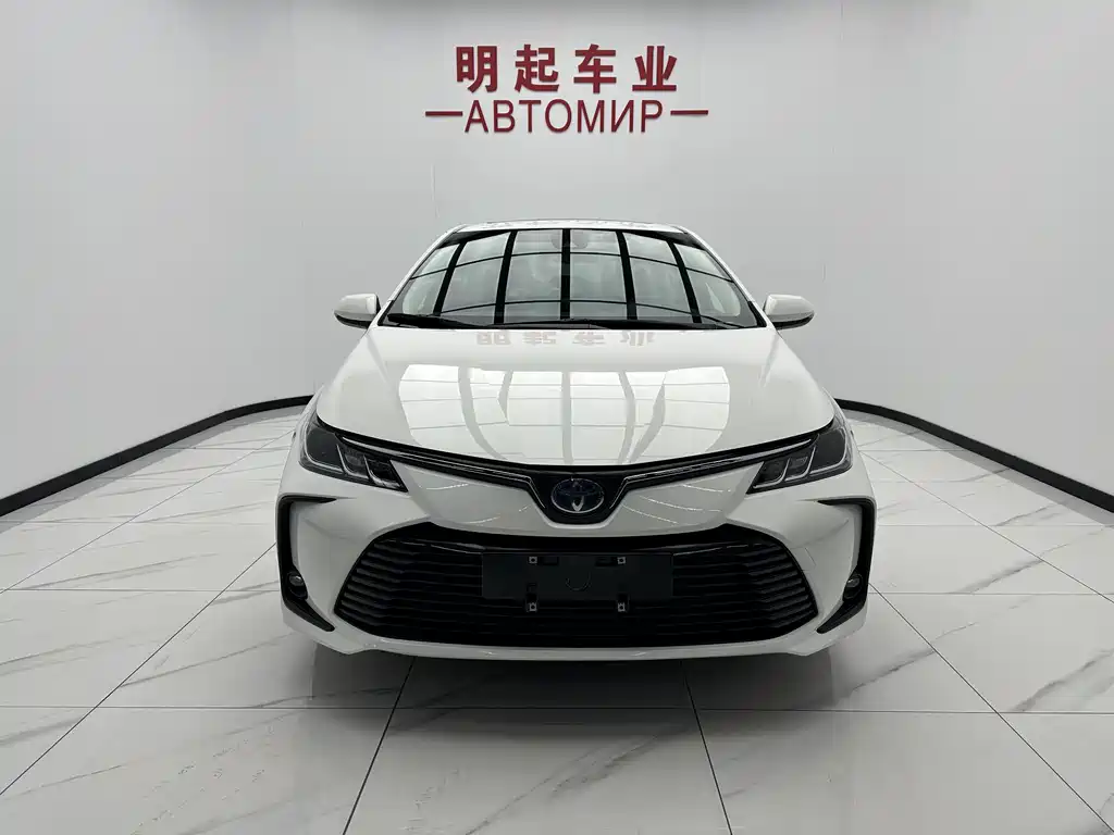 Toyota Corolla 2022 — фото 2