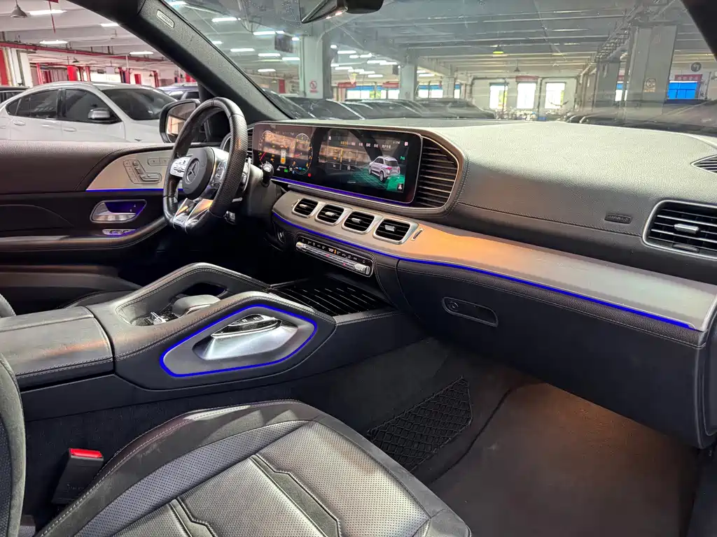 Mercedes-Benz GLE AMG 2020 — фото 17