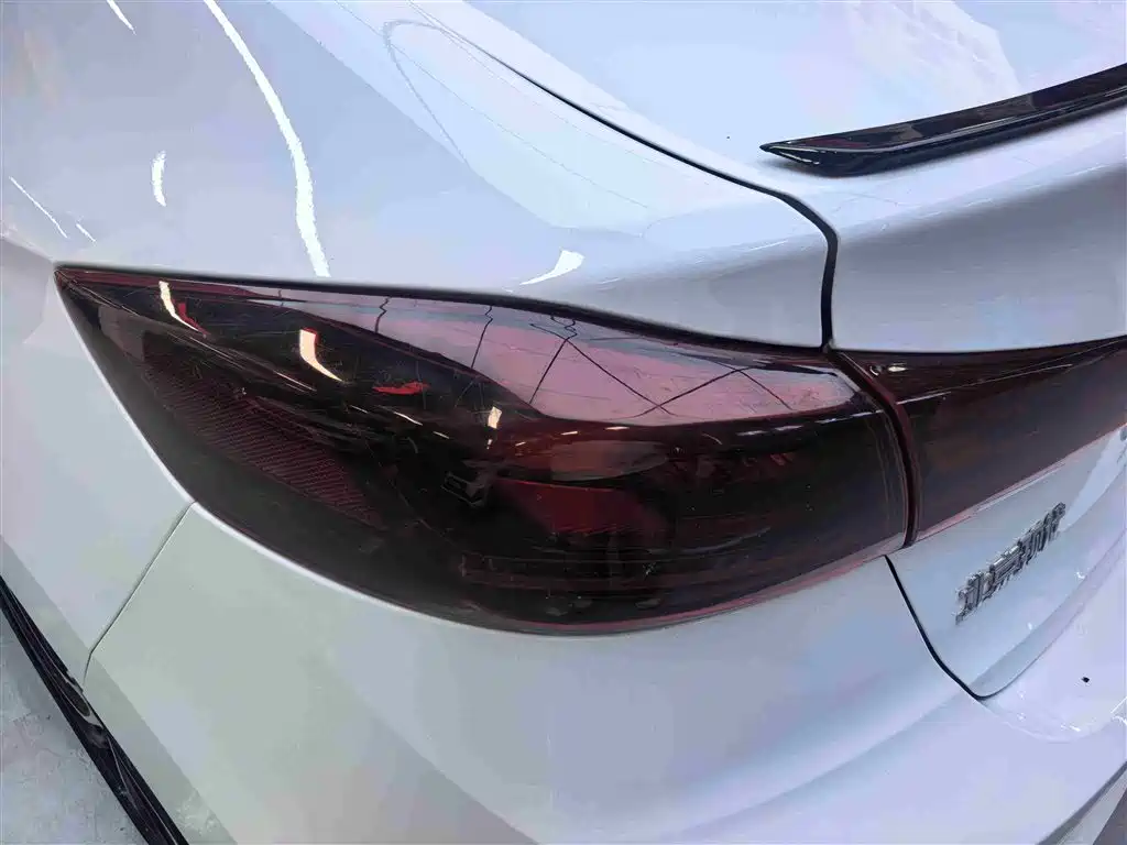 Hyundai Elantra 2020 — фото 10