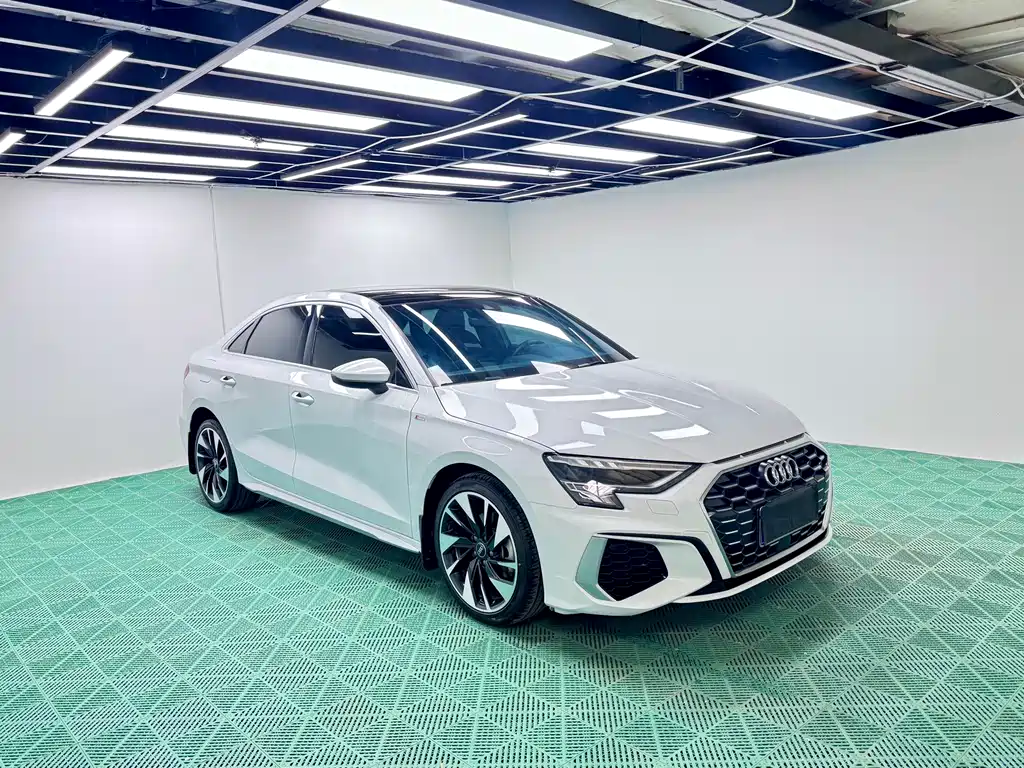 Audi A3 2022 — фото 3