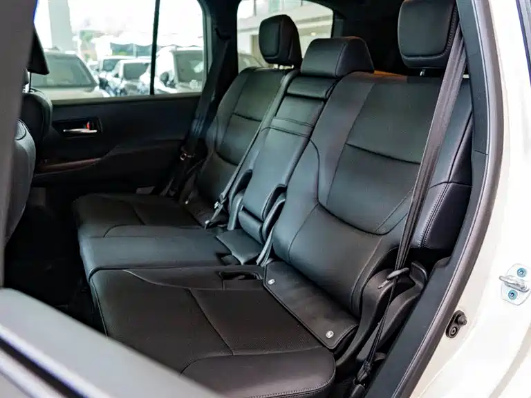 Toyota Land Cruiser 2024 — фото 11